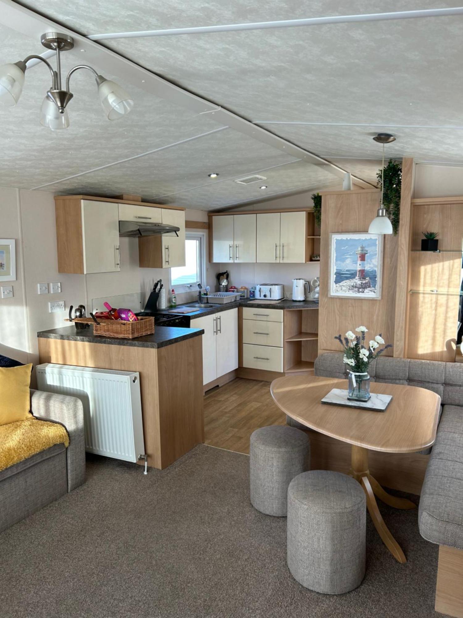 Phoenix Caravan Hire, Trecco Bay พอร์ธคอว์ล ภายนอก รูปภาพ